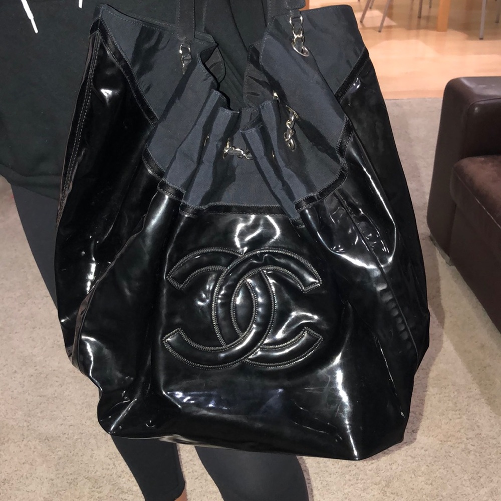 Authentic Chanel shoulder bag